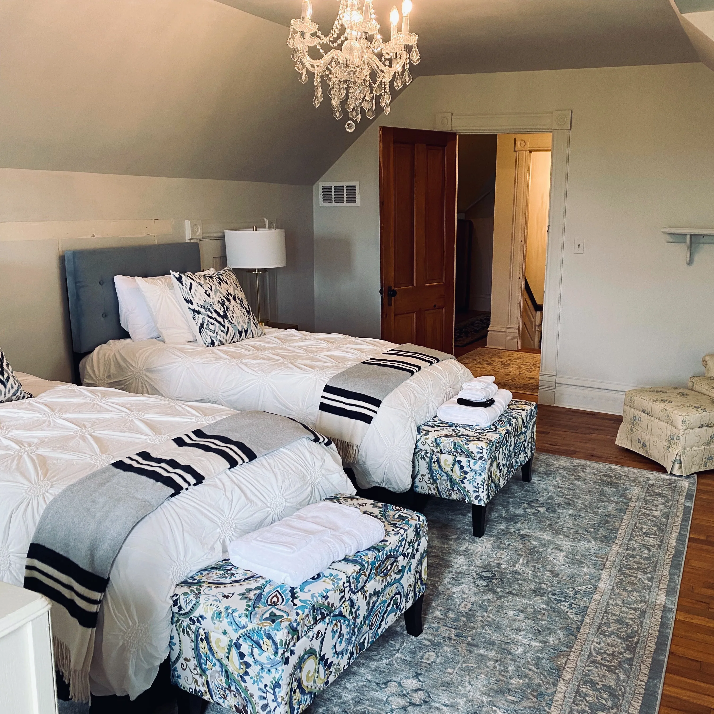 2025-06-19 Private Room with Shared Bath (Blue)