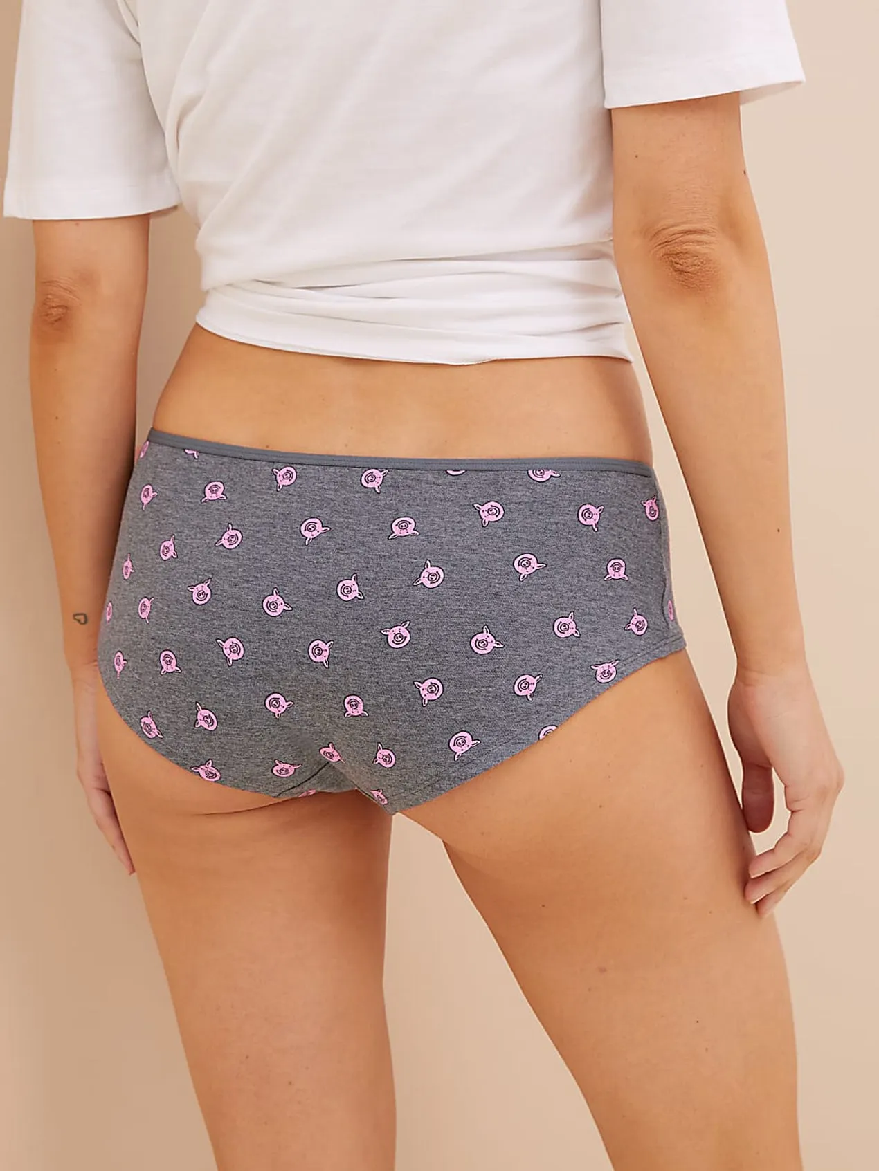 M&S Ladies 5 Pack Low Rise Shorts T61/9100P
