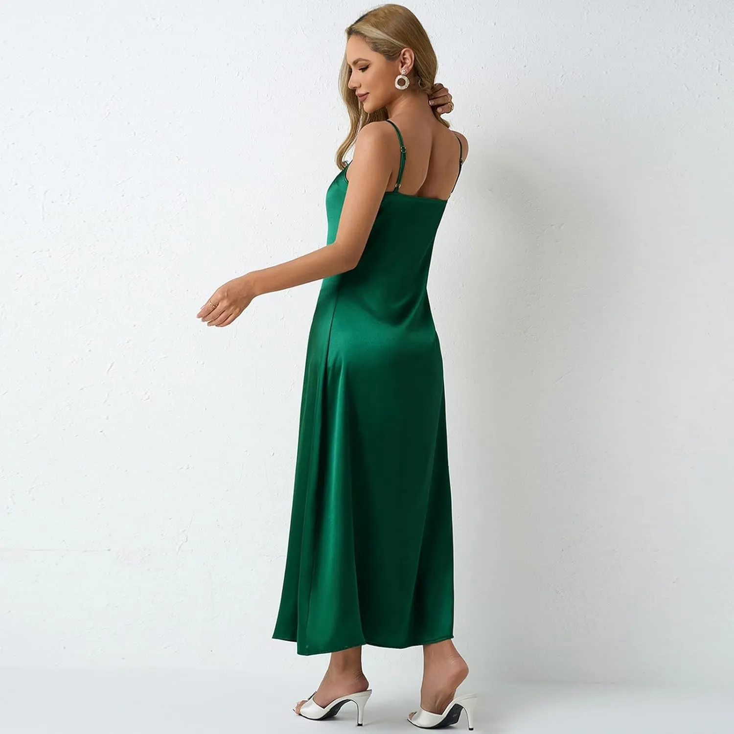Satin Cocktail Dresses for Women 2025 Long Maxi Coctail Slip Dress Sleeveless Cowl Neck Adjustable Spaghetti Strap Dress