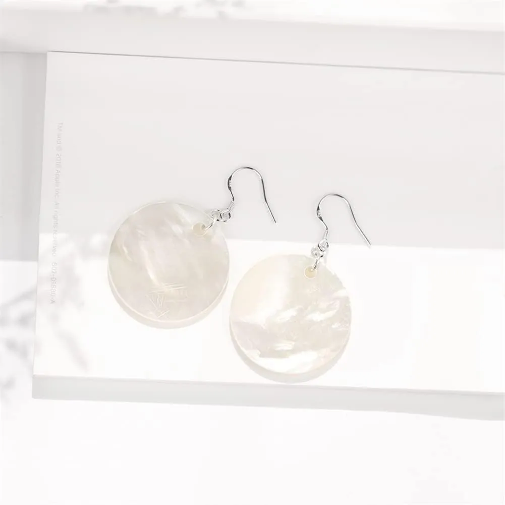 Trendy Light Weight Round White Shell Dangle Earrings for Women Gifts Metal Charming Bohemian Geometric Retro Drop Dangle Earrings
